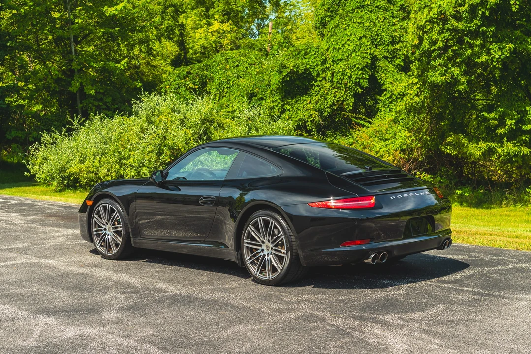 2016 Porsche 991 Carrera - Image 18 of 31