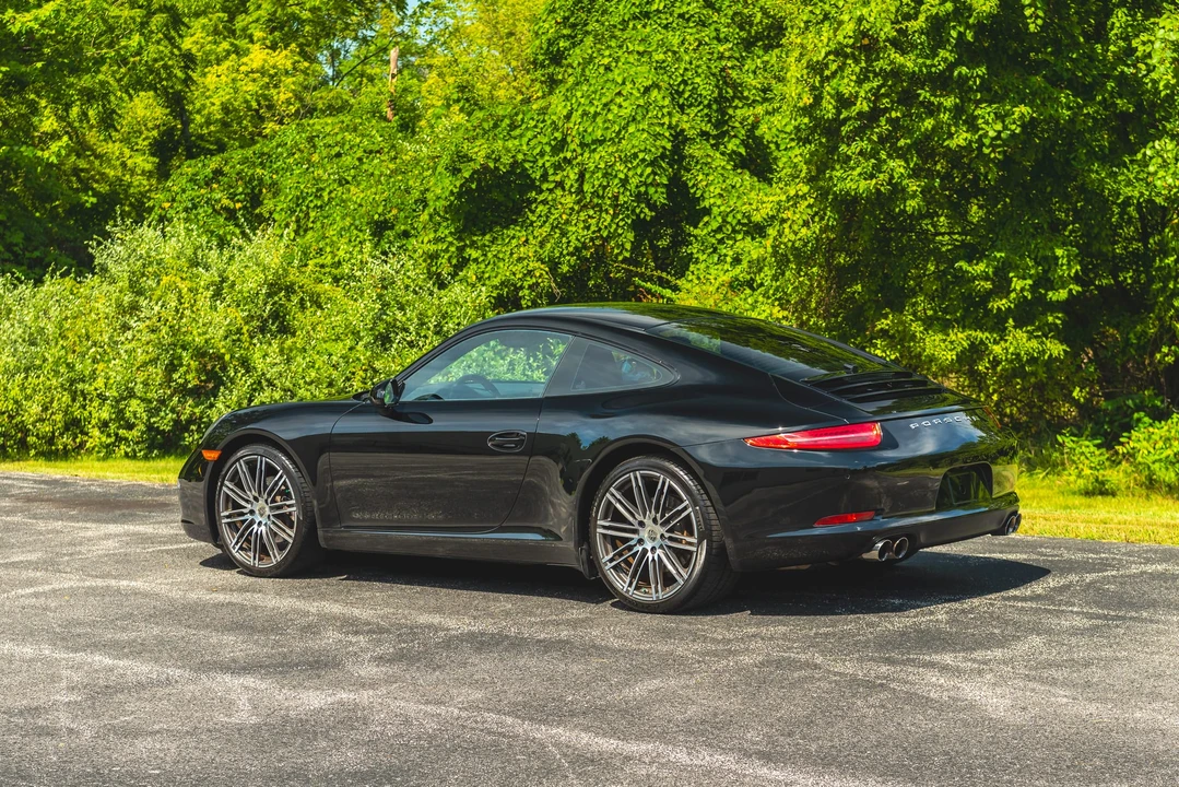 2016 Porsche 991 Carrera - Image 16 of 31
