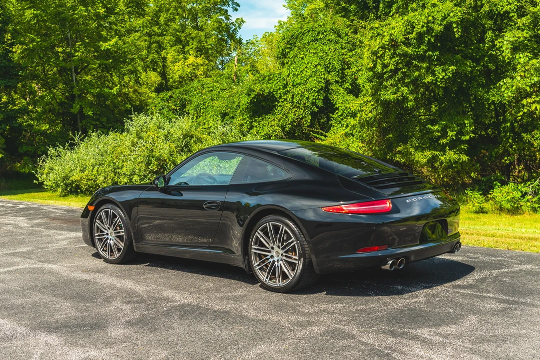 2016 Porsche 991 Carrera - Image 17 of 31