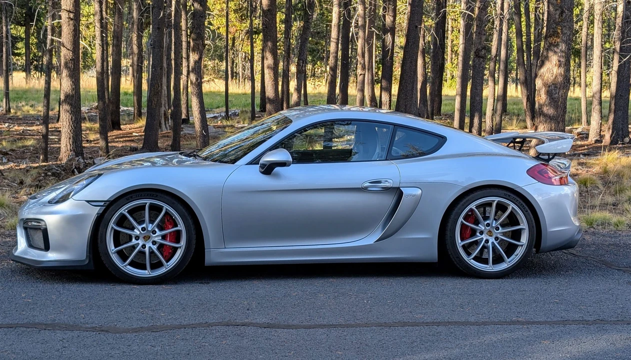 2016 Porsche 981 Cayman GT4 - Image 3 of 31