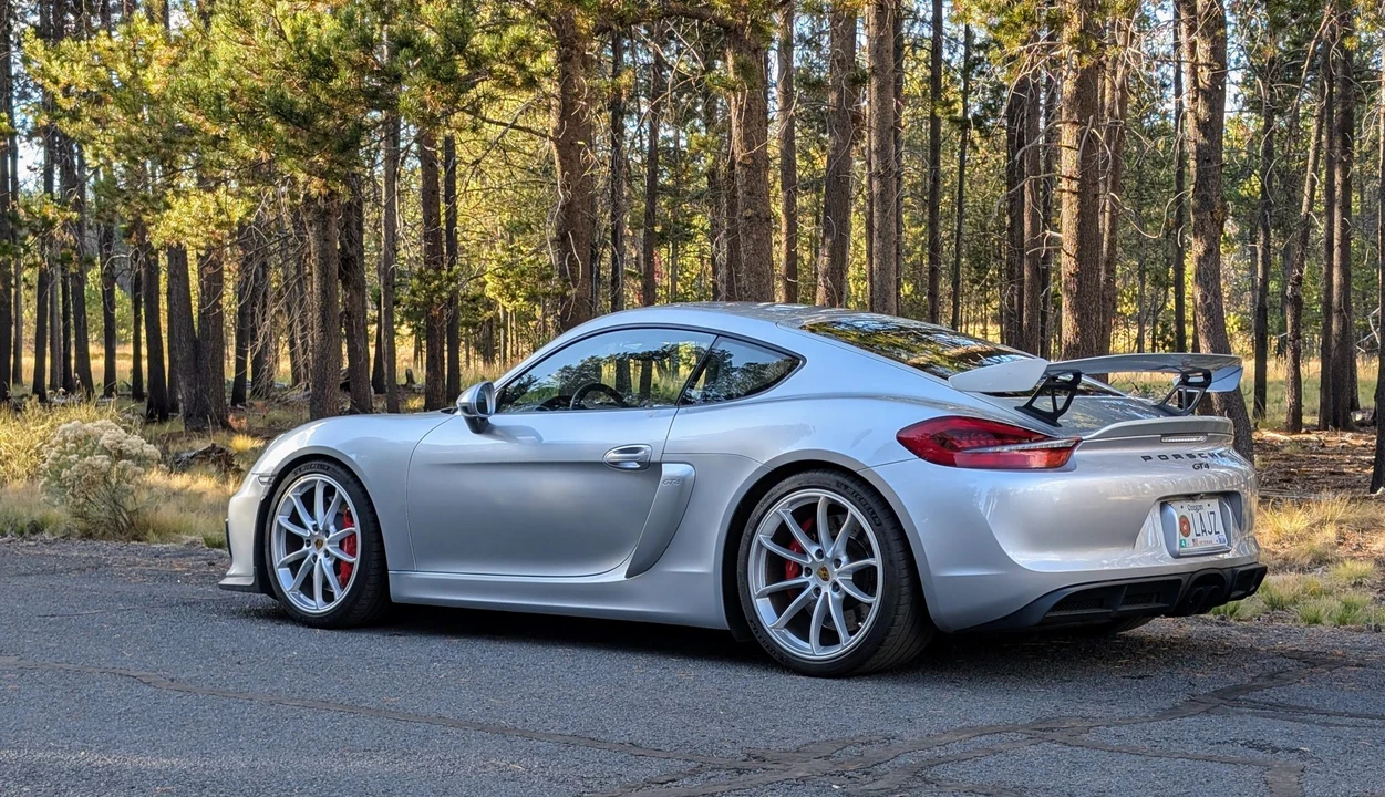 2016 Porsche 981 Cayman GT4 - Image 6 of 31