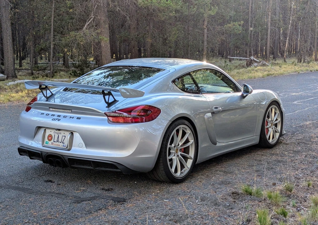 2016 Porsche 981 Cayman GT4 - Image 12 of 31