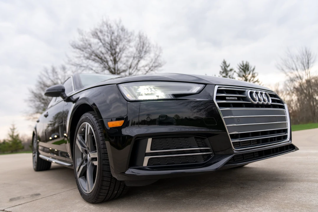 2017 Audi B9 A4 - Image 4 of 31