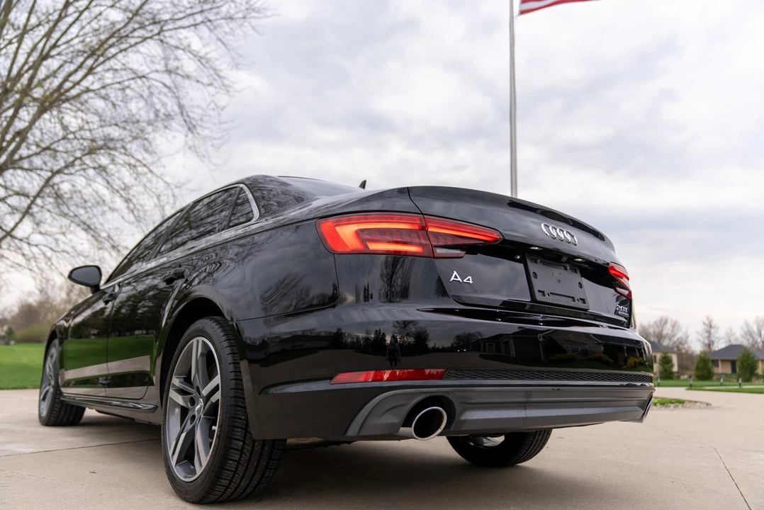 2017 Audi B9 A4 - Image 27 of 31