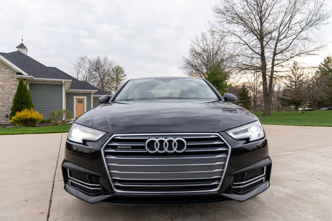 2017 Audi B9 A4 - Image 8 of 31