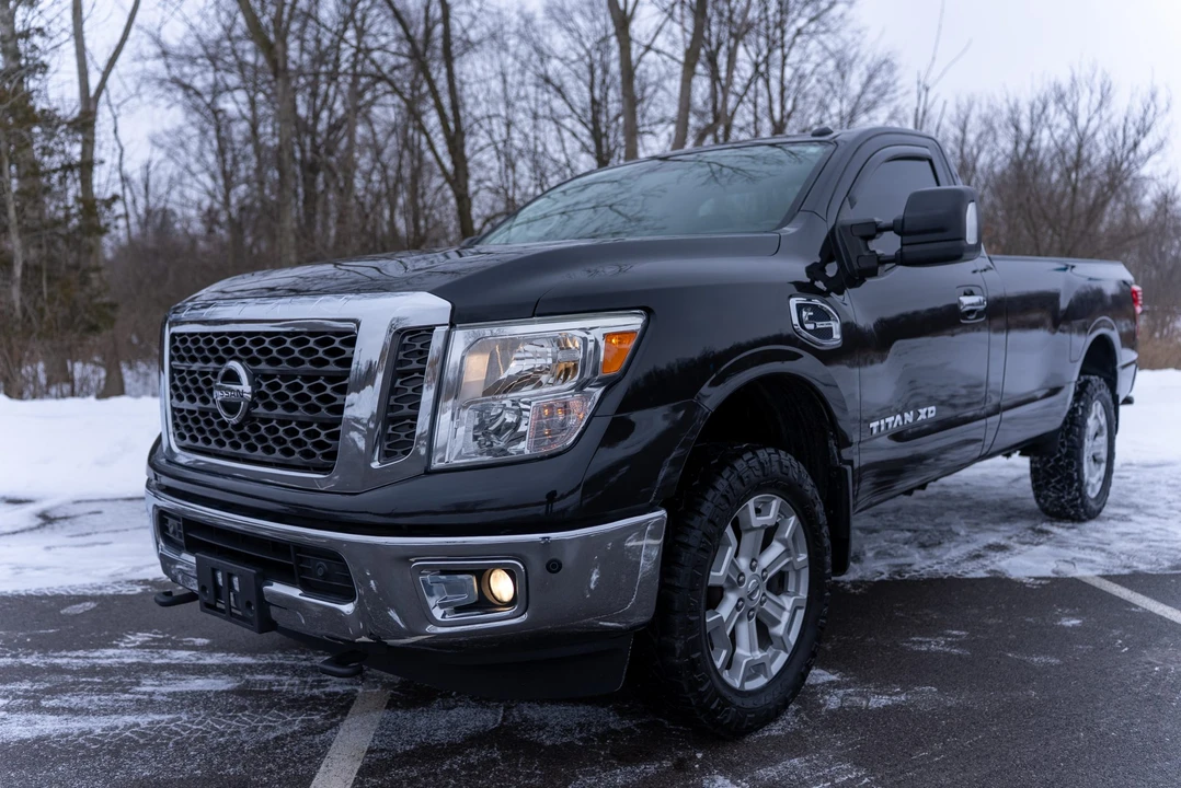 2017 Nissan Titan 2nd Gen - Image 4 of 31
