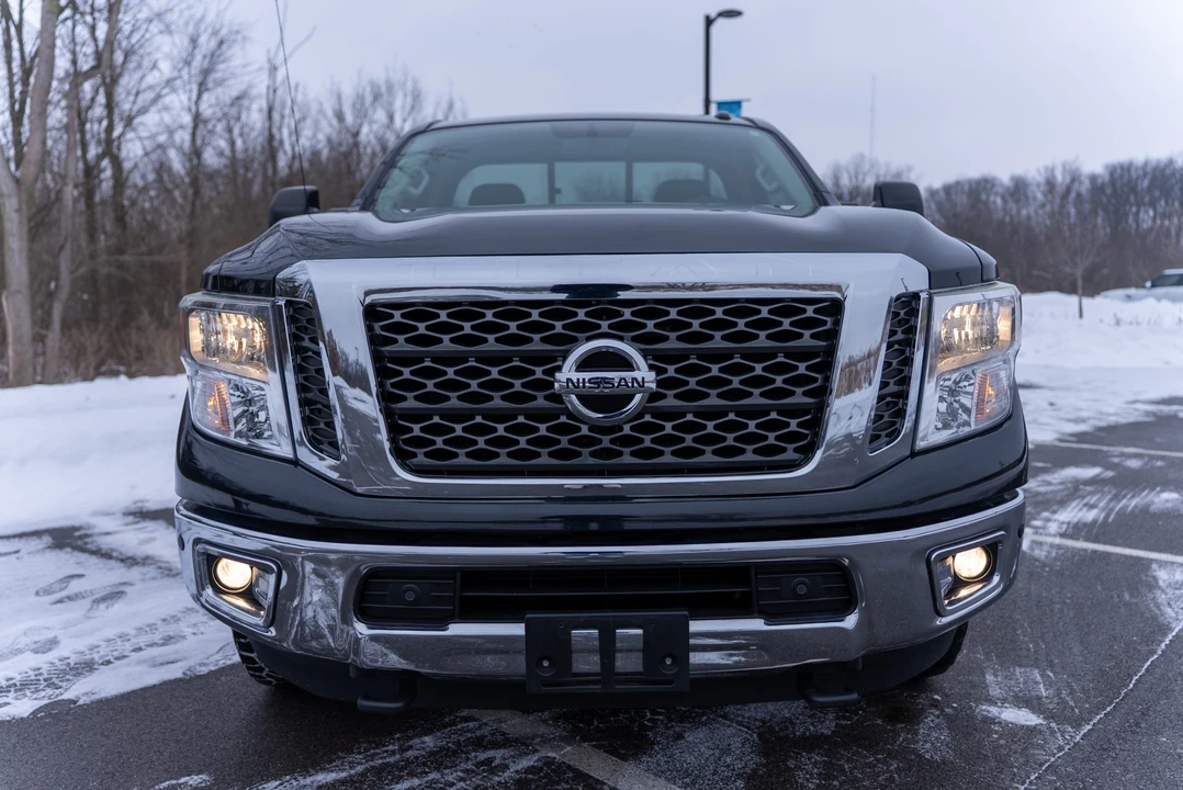 2017 Nissan Titan 2nd Gen - Image 28 of 31
