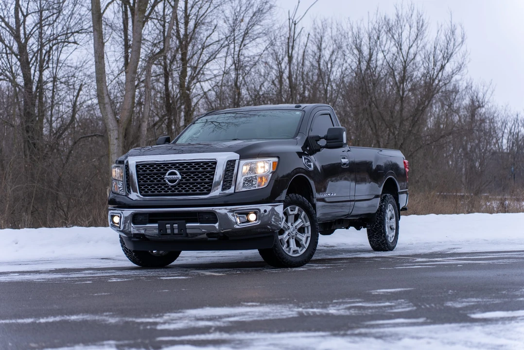2017 Nissan Titan 2nd Gen - Image 6 of 31
