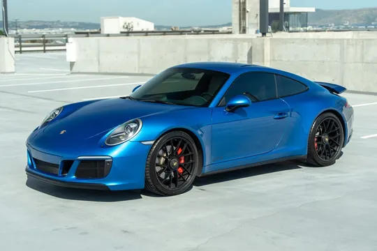 2017 Porsche 911 Carrera GTS Coupe