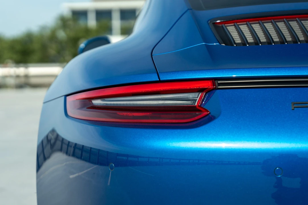 2017 Porsche 991 Carrera GTS - Image 18 of 31