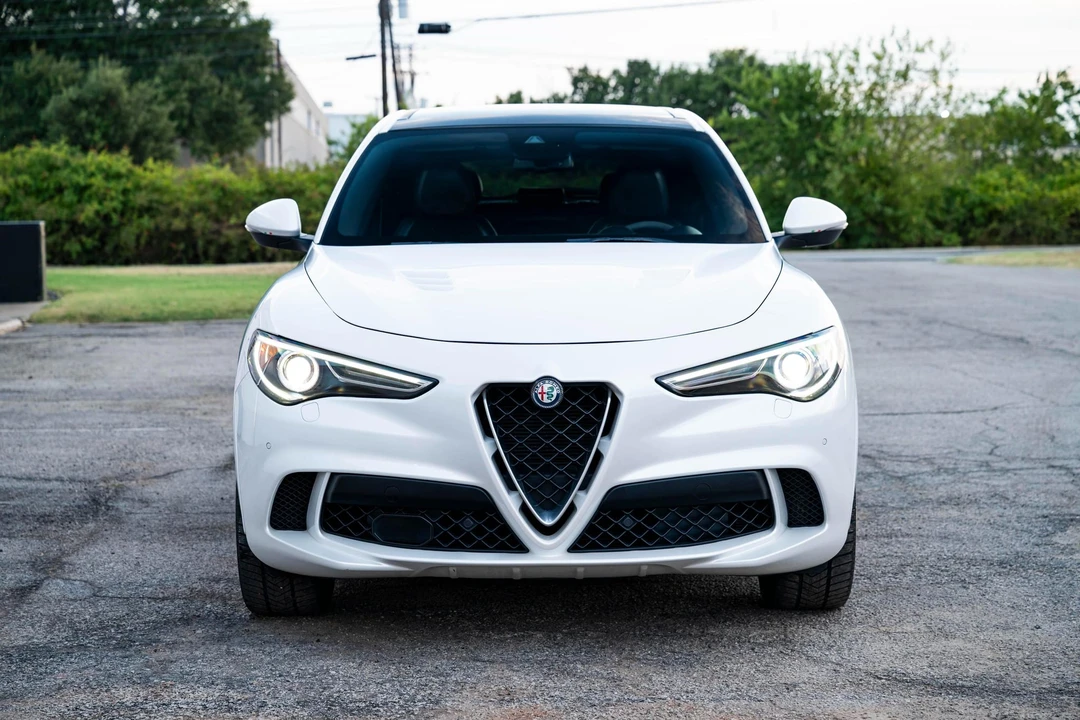 2018 Alfa Romeo Stelvio Quadrifoglio - Image 8 of 31