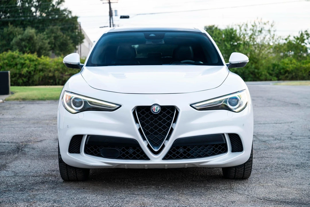 2018 Alfa Romeo Stelvio Quadrifoglio - Image 10 of 31