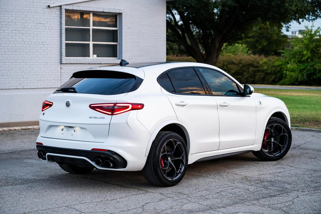 2018 Alfa Romeo Stelvio Quadrifoglio - Image 22 of 31