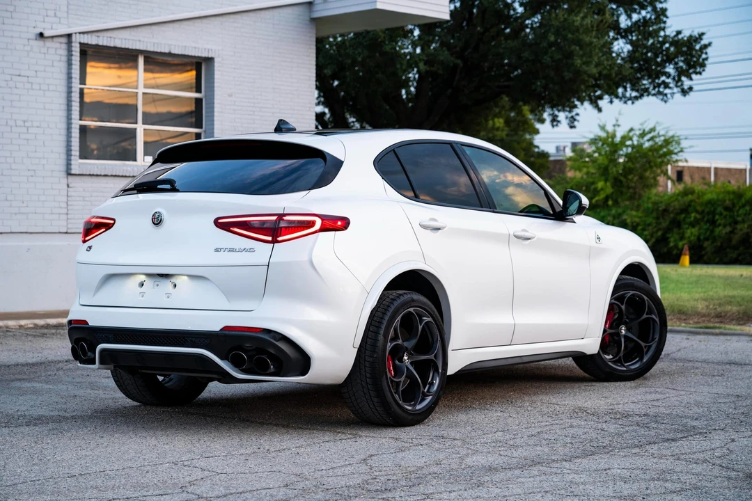 2018 Alfa Romeo Stelvio Quadrifoglio - Image 21 of 31