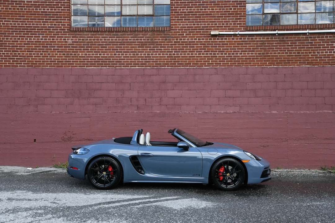 2018 Porsche 718 Boxster GTS - Image 18 of 31