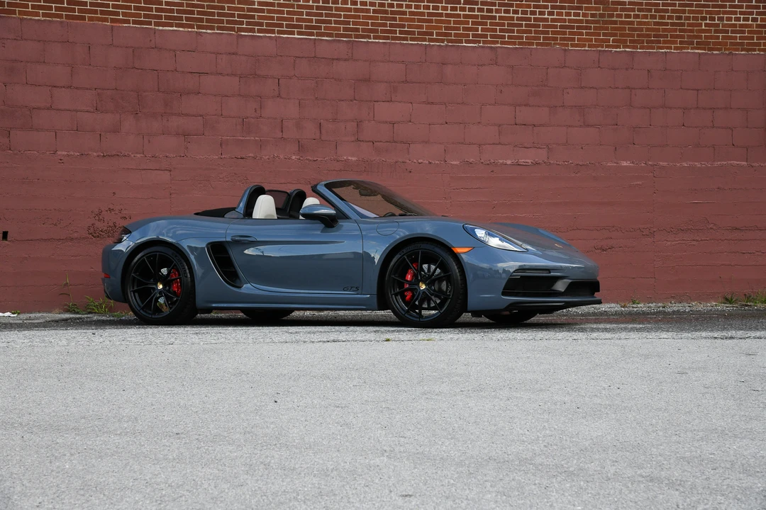 2018 Porsche 718 Boxster GTS - Image 17 of 31
