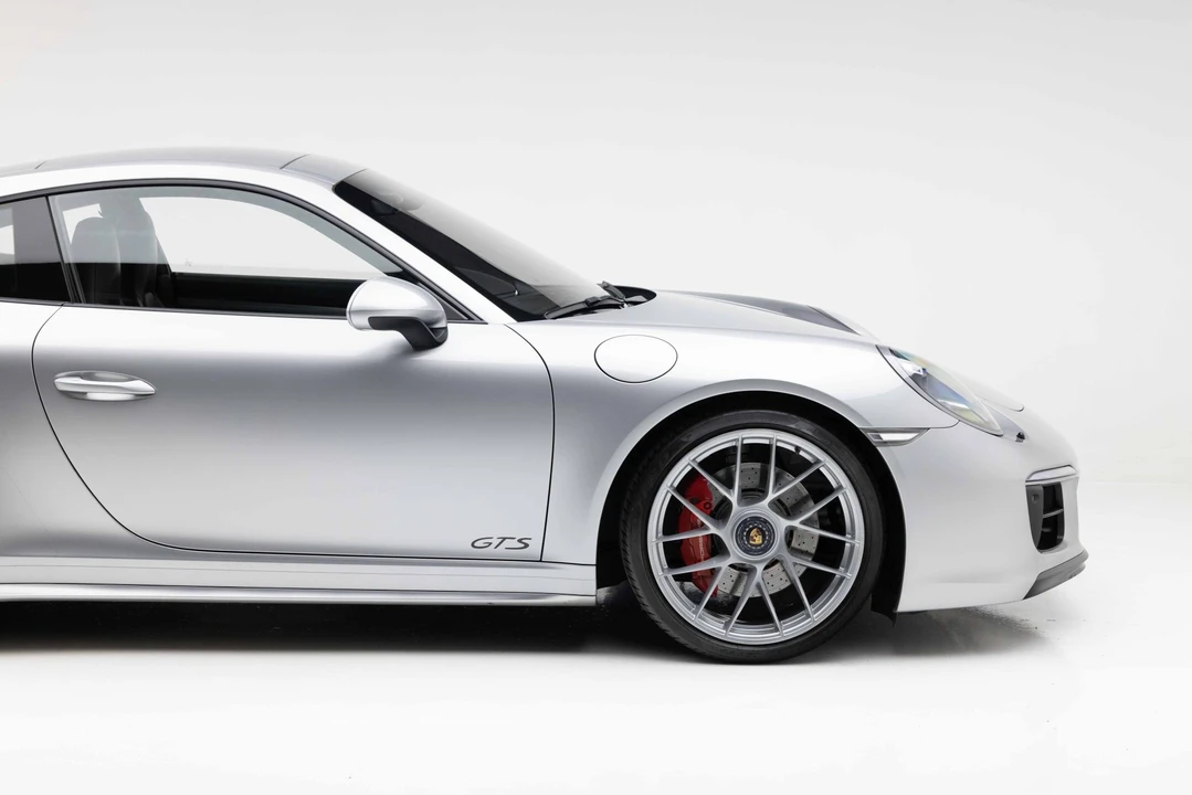 2018 Porsche 991 Carrera GTS - Image 24 of 31