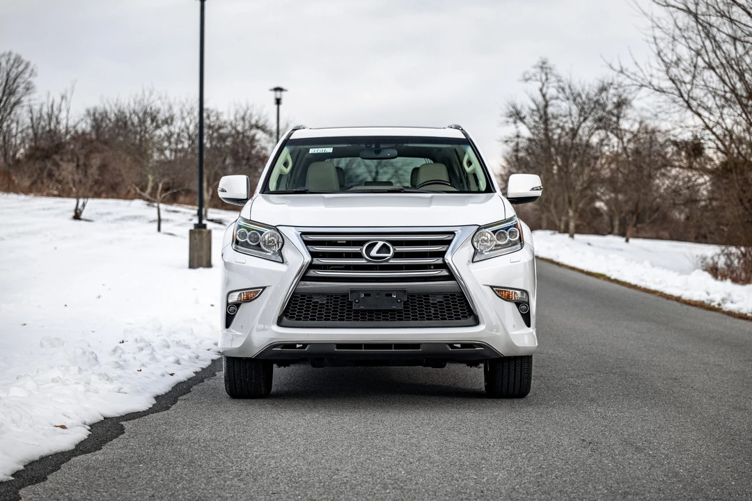 2019 Lexus GX 2nd Gen - Image 27 of 31