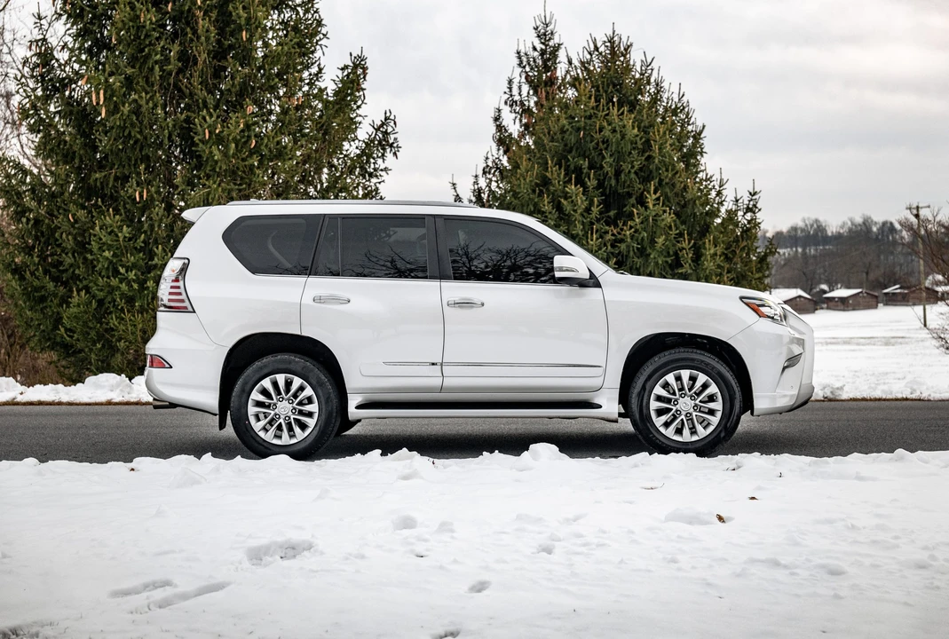2019 Lexus GX 2nd Gen - Image 21 of 31