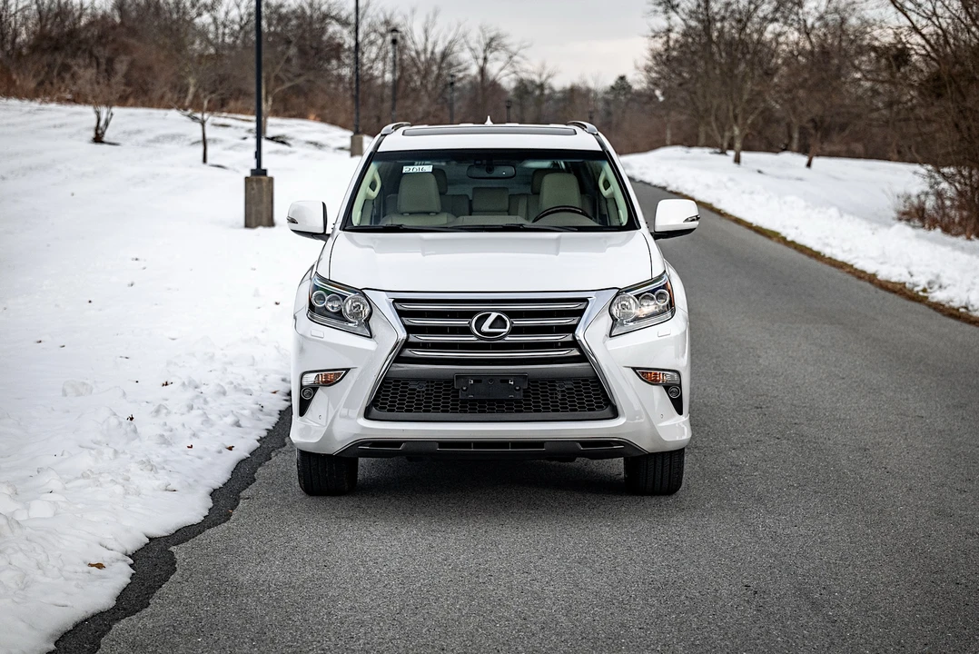 2019 Lexus GX 2nd Gen - Image 9 of 31