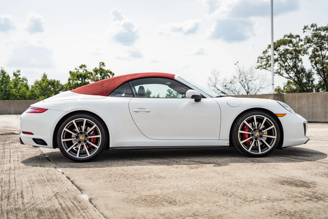 2019 Porsche 991 Carrera 4S - Image 11 of 31