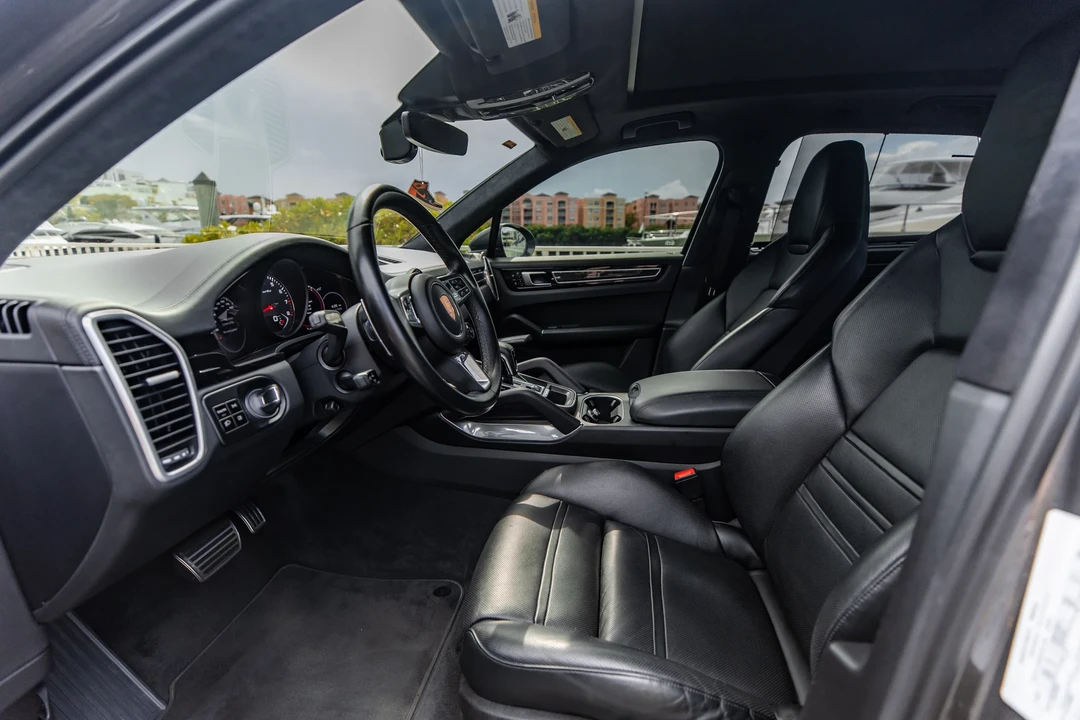2019 Porsche 9Y0/9Y3 Cayenne Turbo - Image 28 of 31