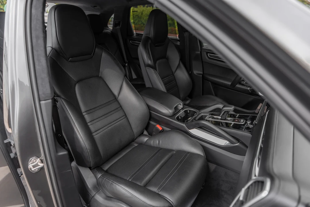 2019 Porsche 9Y0/9Y3 Cayenne Turbo - Image 25 of 31