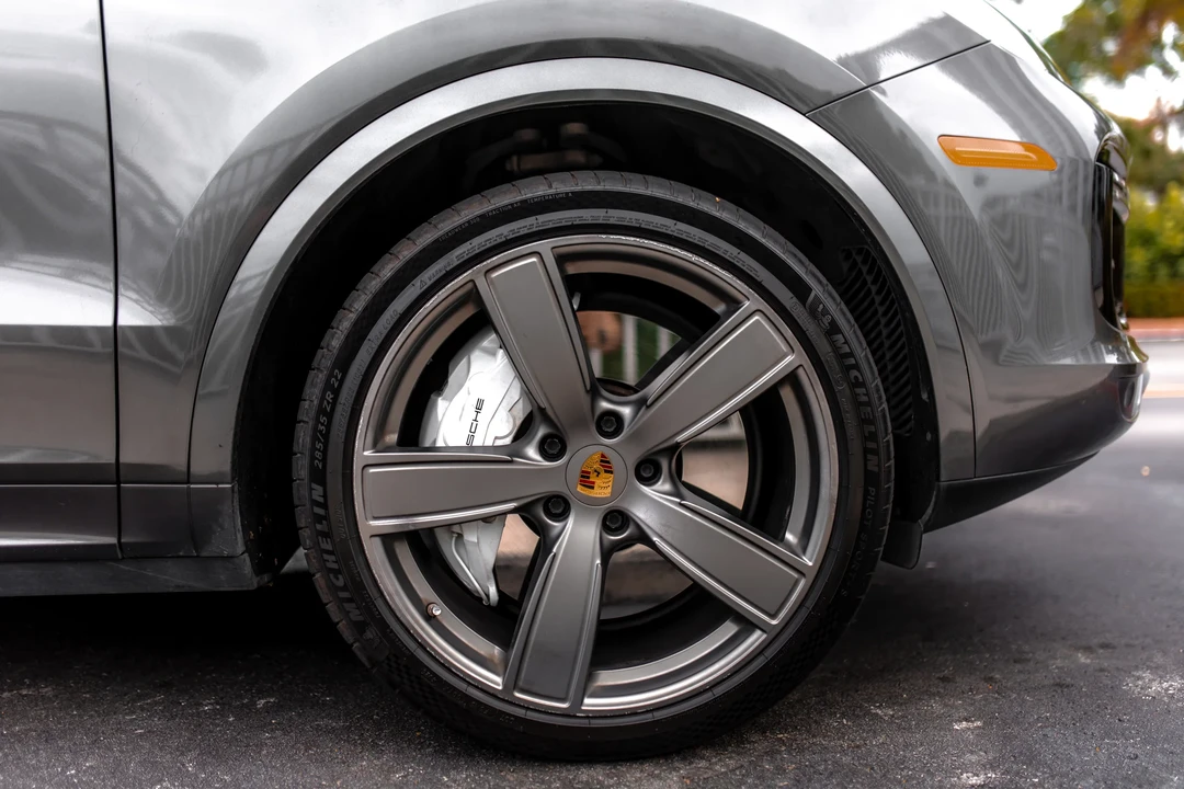 2019 Porsche 9Y0/9Y3 Cayenne Turbo - Image 14 of 31