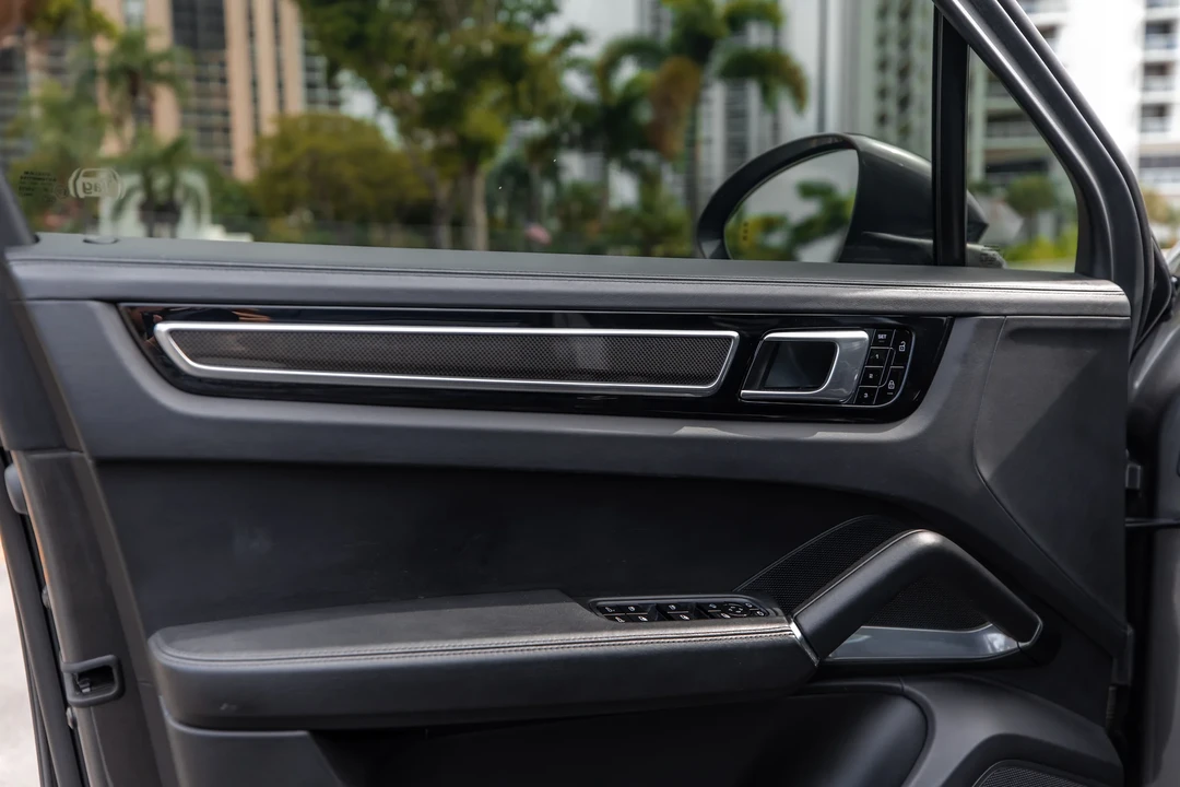 2019 Porsche 9Y0/9Y3 Cayenne Turbo - Image 21 of 31