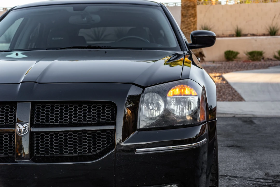 2006 Dodge Magnum SRT8 2nd Gen - Image 19 of 31