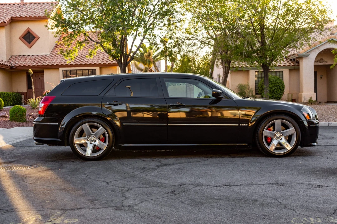 2006 Dodge Magnum SRT8 2nd Gen - Image 9 of 31