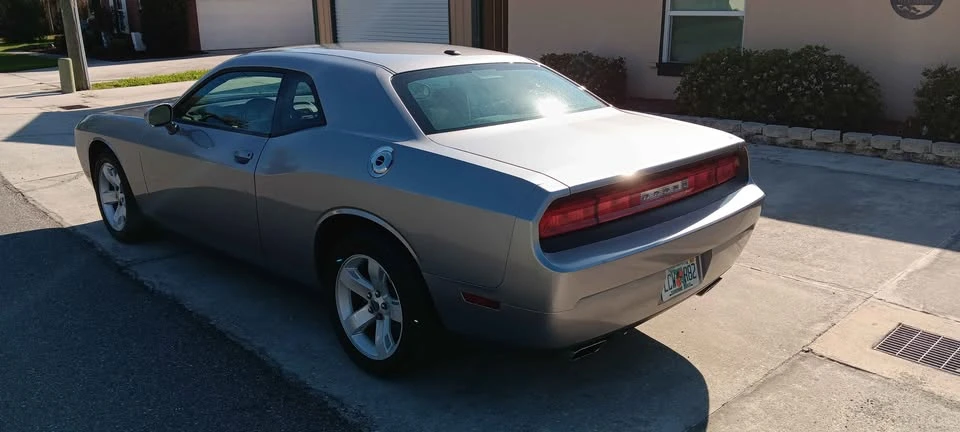 2013 Dodge Challenger 3rd Gen - Image 4 of 10