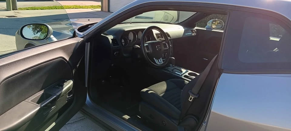 2013 Dodge Challenger 3rd Gen - Image 8 of 10