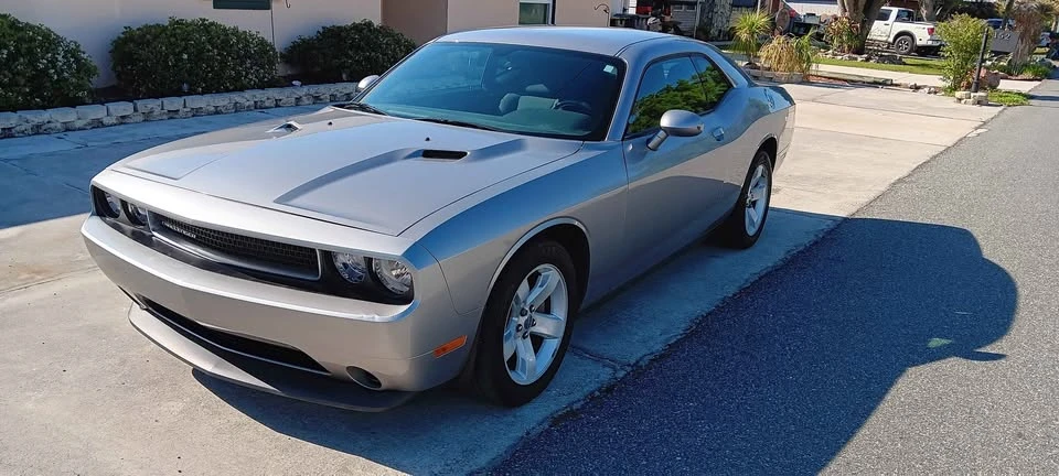 2013 Dodge Challenger 3rd Gen - Image 5 of 10