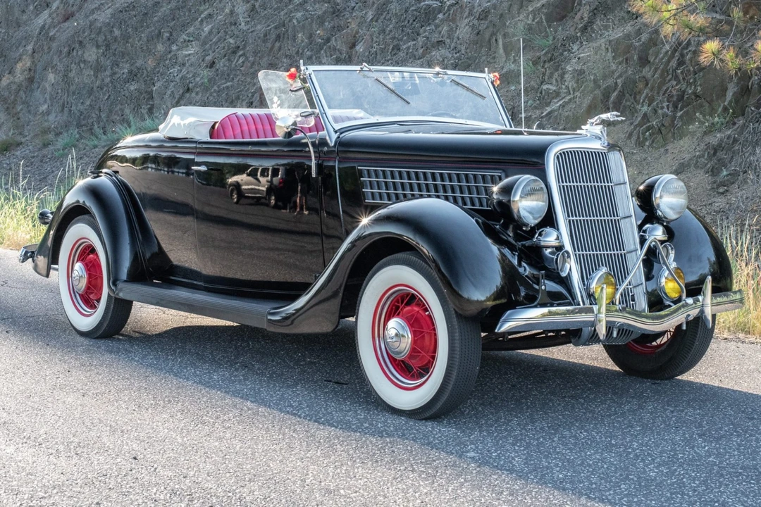1935 Ford Model 48 & 68 - Image 1 of 31