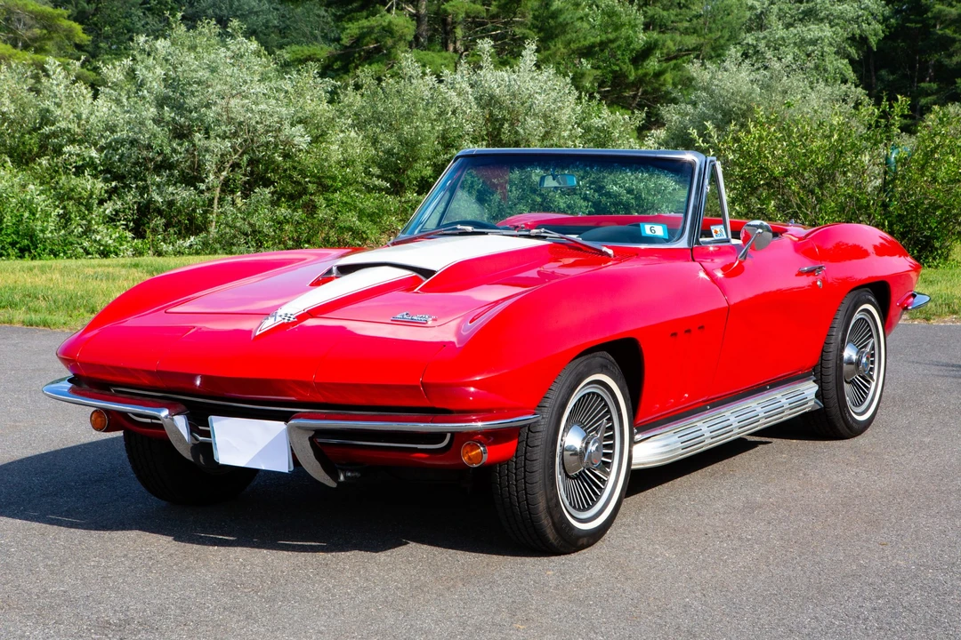 1965 Chevrolet Corvette C2 - Image 2 of 31