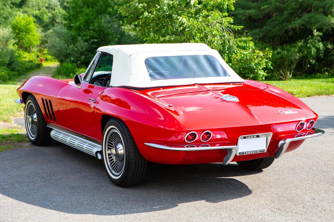 1965 Chevrolet Corvette C2 - Image 17 of 31