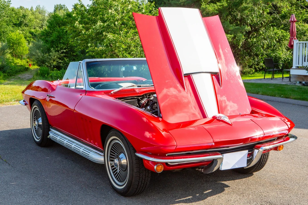 1965 Chevrolet Corvette C2 - Image 20 of 31