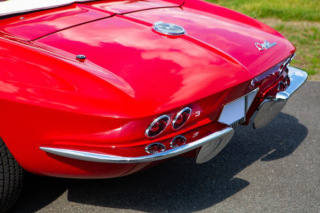 1965 Chevrolet Corvette C2 - Image 30 of 31