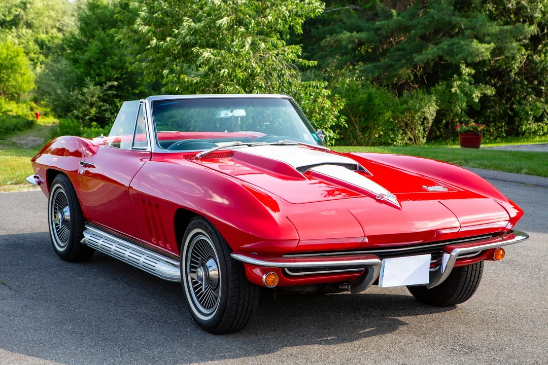 1965 Chevrolet Corvette C2 - Image 11 of 31