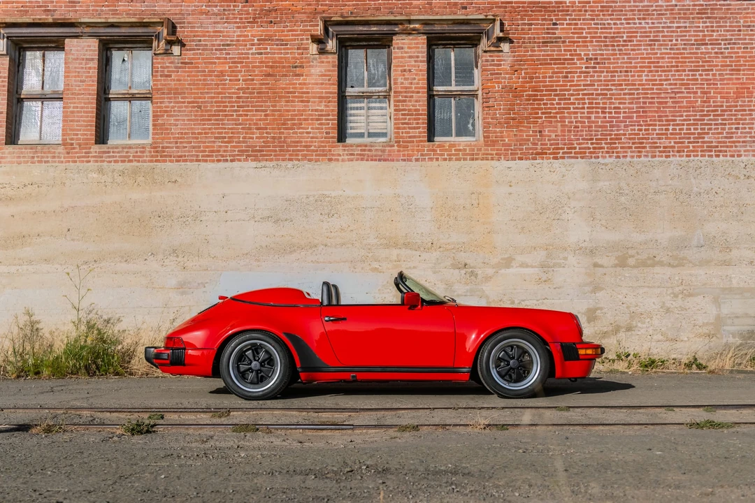 1989 Porsche 911 Carrera 3.2 - Image 15 of 31