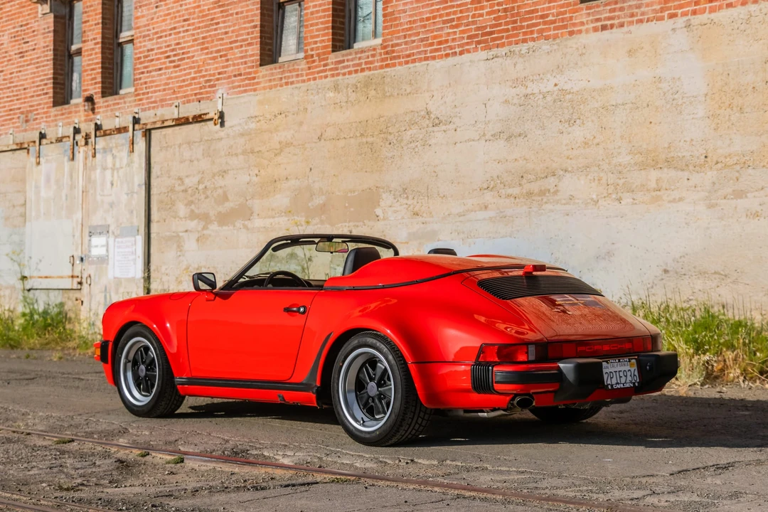 1989 Porsche 911 Carrera 3.2 - Image 28 of 31