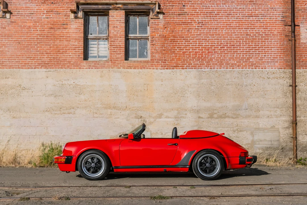 1989 Porsche 911 Carrera 3.2 - Image 29 of 31