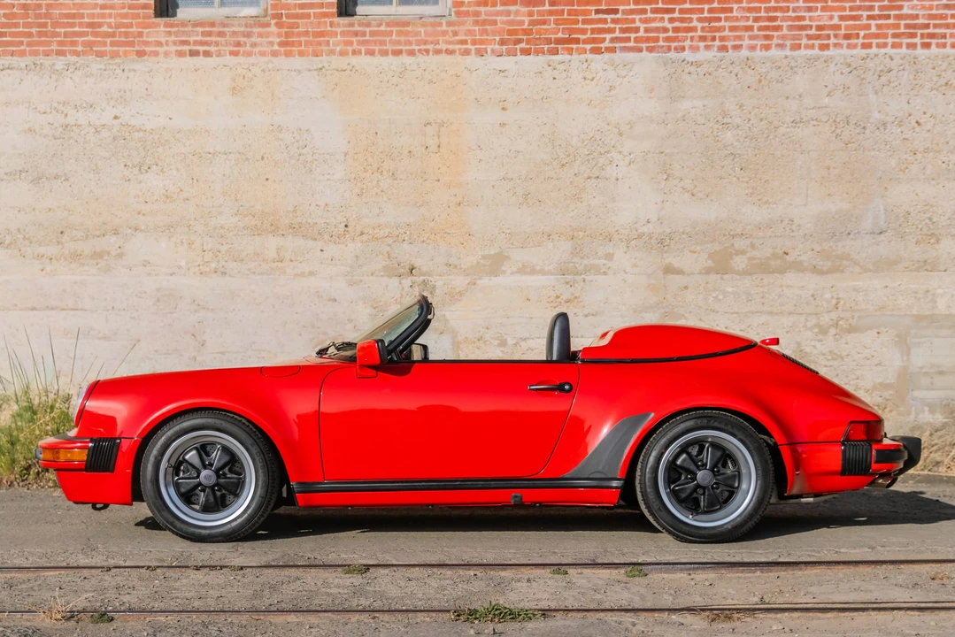 1989 Porsche 911 Carrera 3.2 - Image 30 of 31