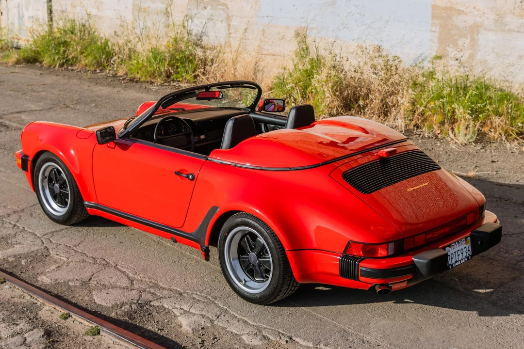 1989 Porsche 911 Carrera 3.2 - Image 25 of 31