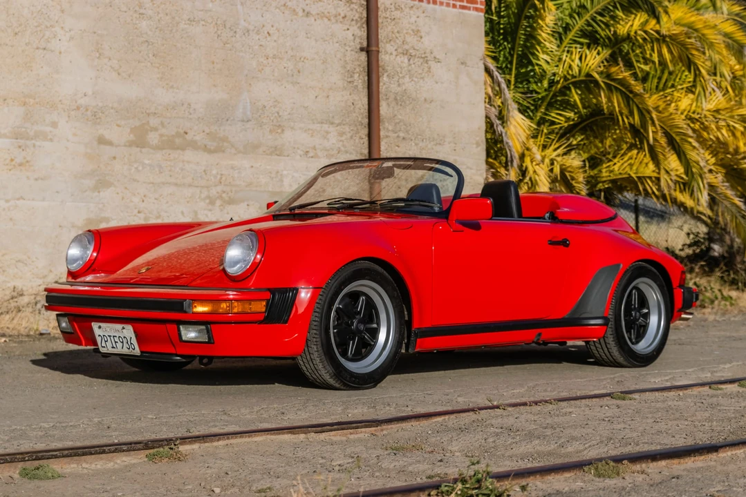 1989 Porsche 911 Carrera 3.2 - Image 4 of 31