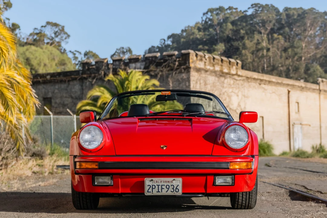 1989 Porsche 911 Carrera 3.2 - Image 11 of 31