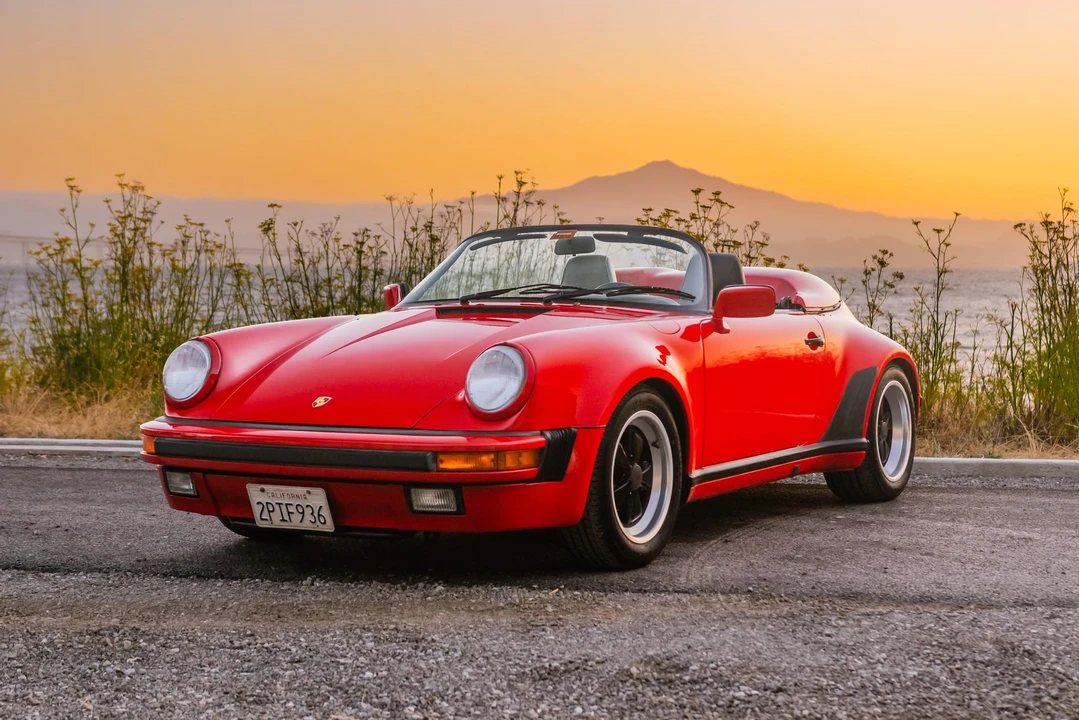 1989 Porsche 911 Carrera 3.2 - Image 6 of 31