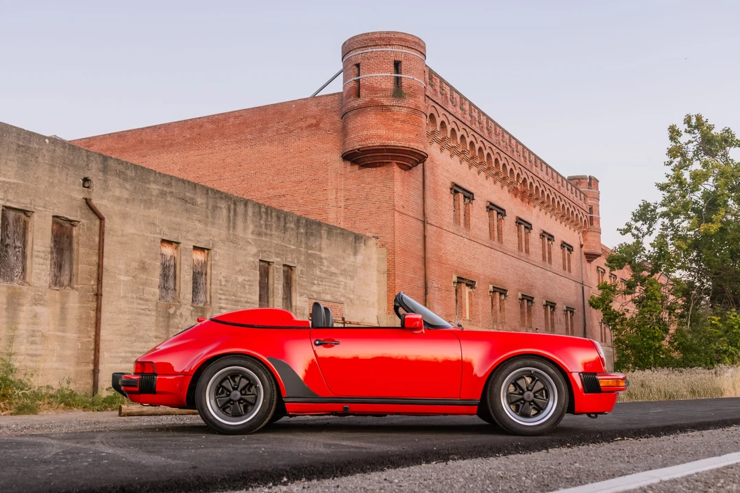 1989 Porsche 911 Carrera 3.2 - Image 18 of 31