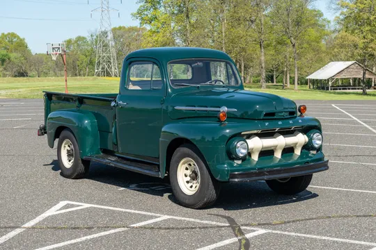 1952 Ford F-3 Pickup